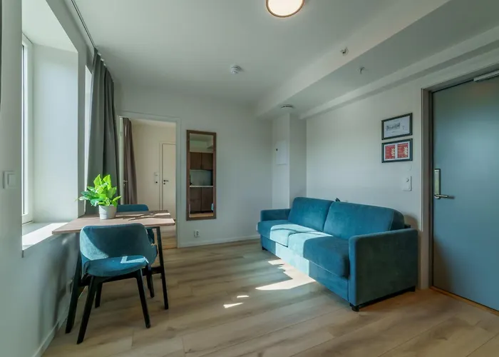 Maya Apartments - Carl Berner
