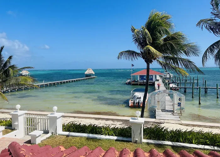 Isla Bonita Yacht Club