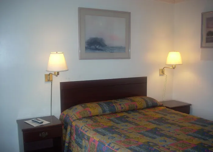 Economy Inn