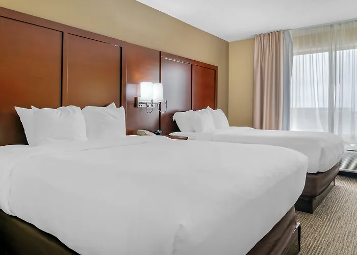 Comfort Suites Findlay I-75 Near Sports Complex