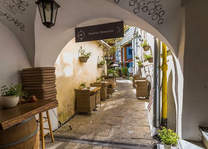 Cru Hotel