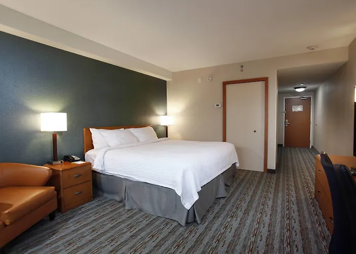 Fairfield By Marriott Inn & Suites Sudbury