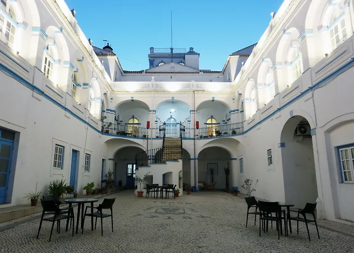 Hotel De Moura