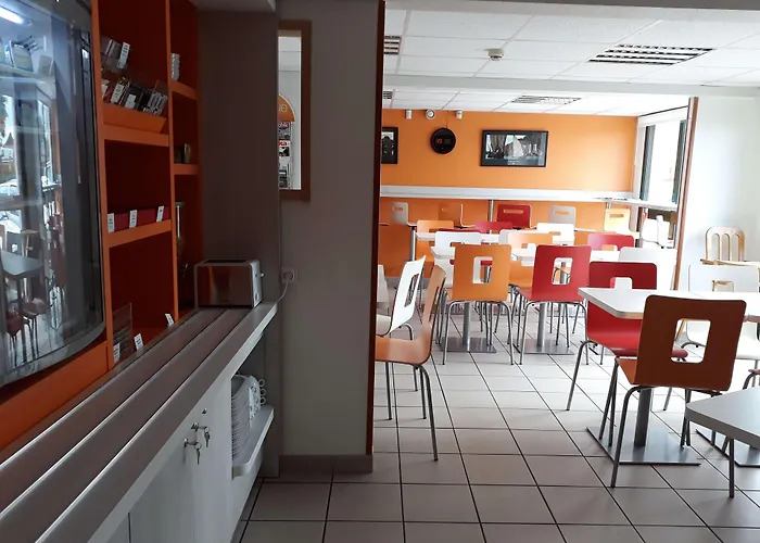 Premiere Classe Orleans Ouest - La Chapelle St Mesmin