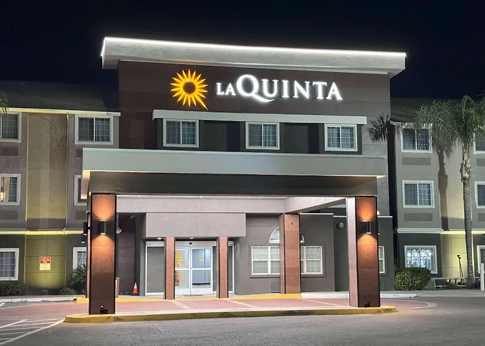 La Quinta By Wyndham Tulare
