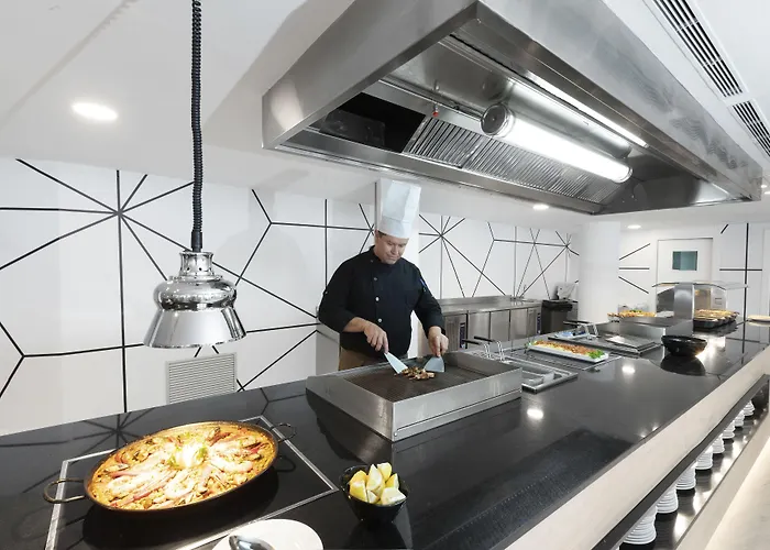 Palmanova Suites By Trh (Adults Only)