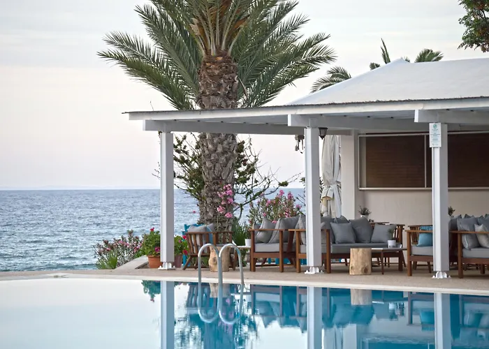 Crystal Springs Beach Hotel