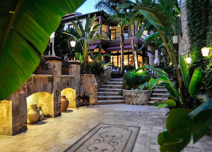 Tuvana Hotel