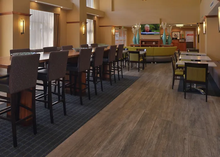 Hampton Inn And Suites Bakersfield North-Airport