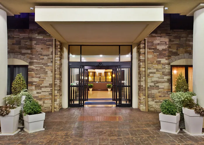 Holiday Inn Express Rome-East By Ihg