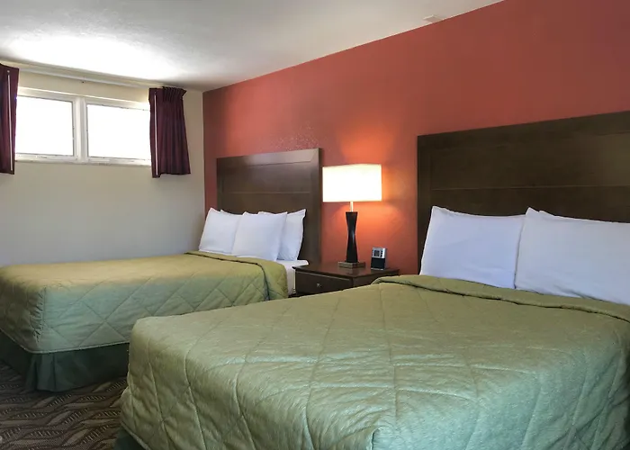Super 8 By Wyndham Greensburg