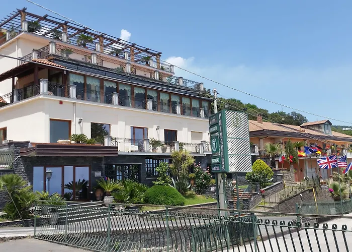 Hotel Primavera Dell'Etna