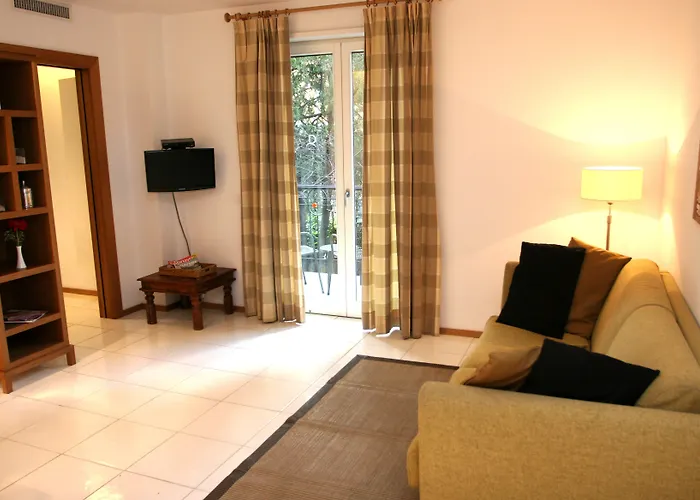 Rota Suites