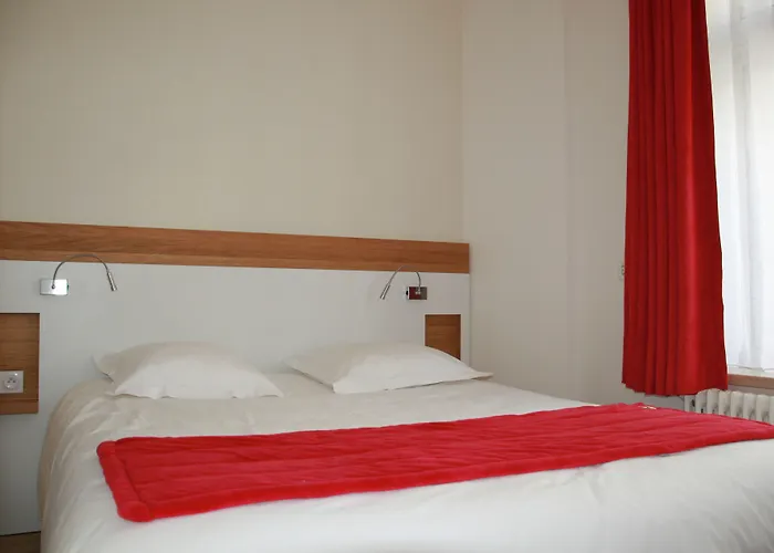 Hotel De Perros, The Originals Boutique