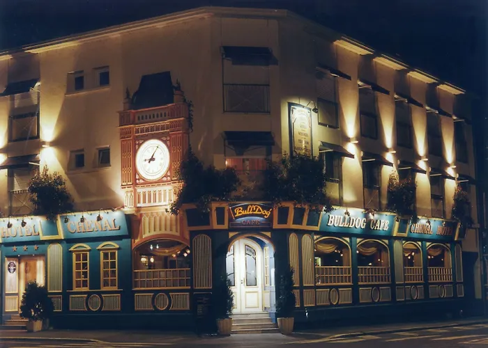 Chenal Hotel