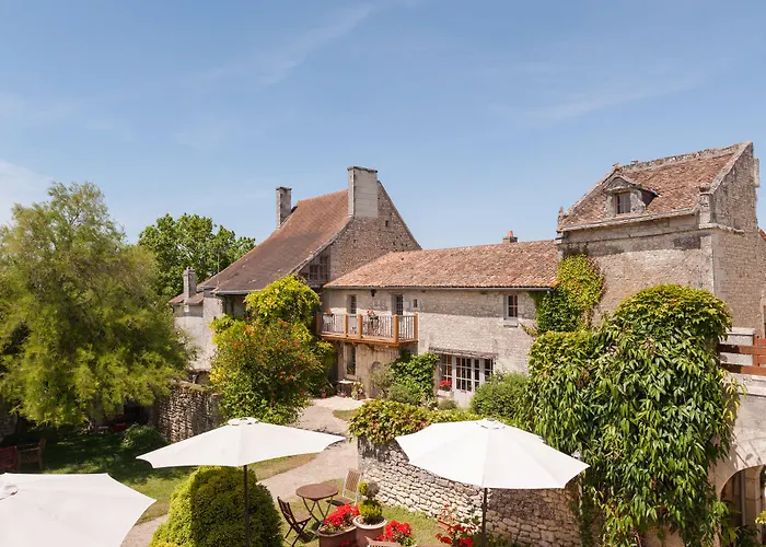 Le Pigeonnier Du Perron Hotel