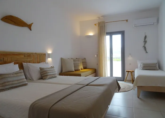 Paros Bay