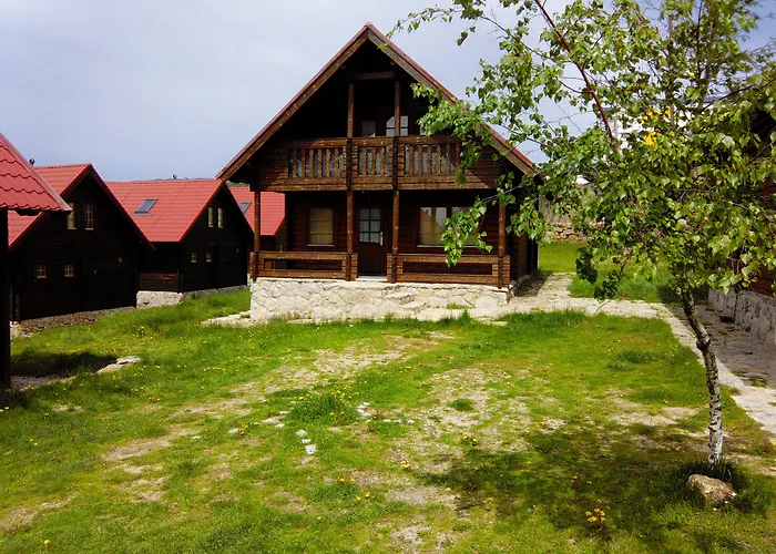 Luna Chalets Da Montanha - Serra Da Estrela