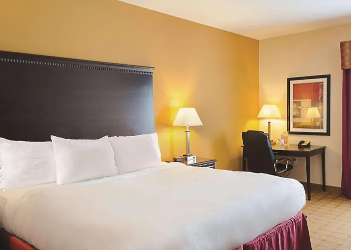 La Quinta By Wyndham Mobile Satsuma / Saraland