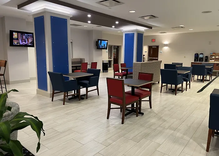 Holiday Inn Express & Suites Williamsport By Ihg