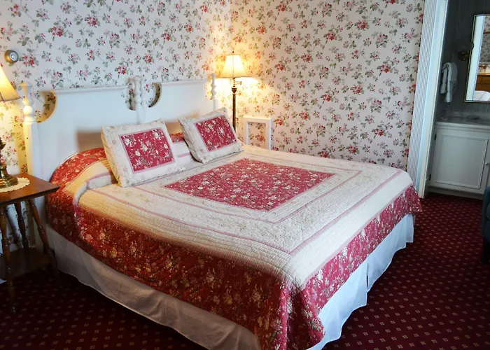 Stafford'S Bay View Inn