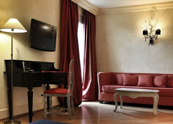 Siri Hotel