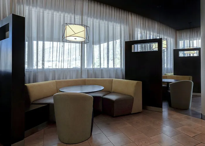 Courtyard By Marriott Glenwood Springs