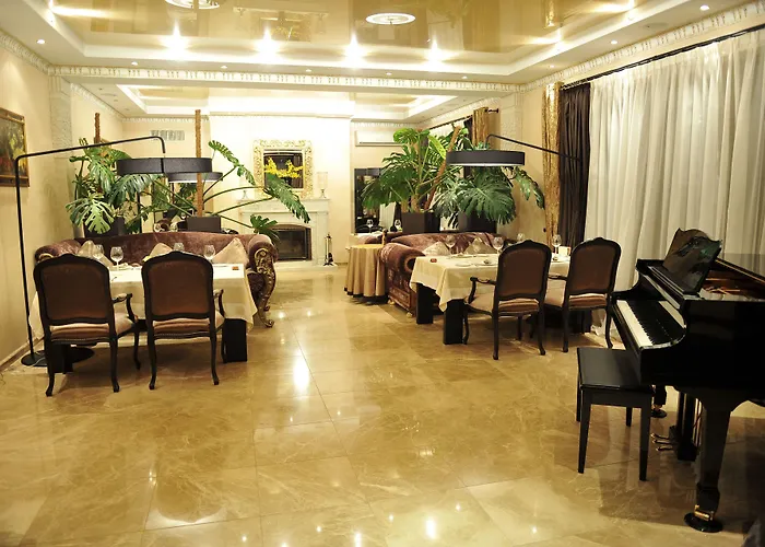 Diplomat Club Hotel