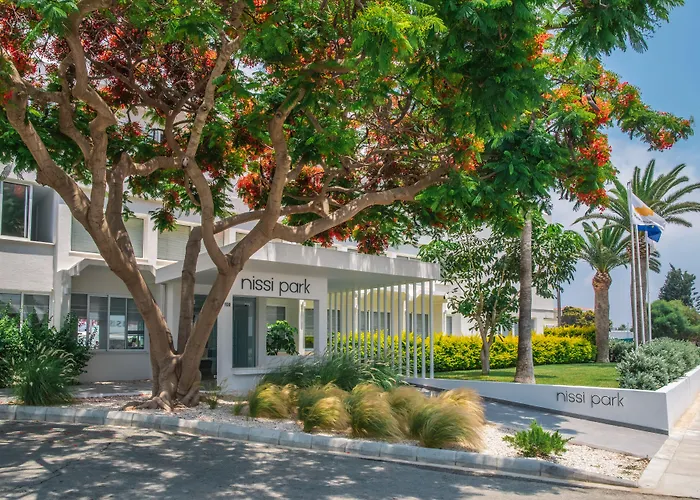 Nissi Park Hotel