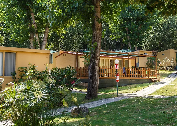 Hu I Pini Village