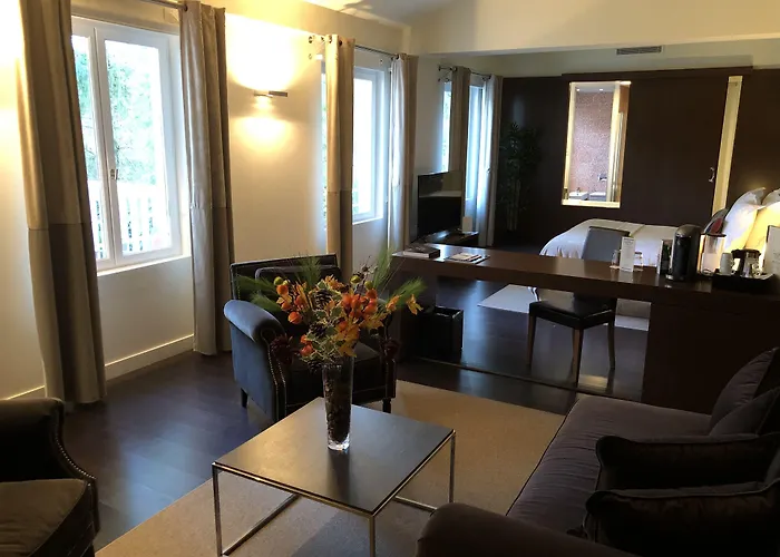 Les Pleiades Hotel-Spa-Restaurant