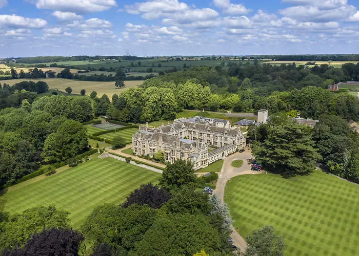 Rushton Hall Hotel And Spa