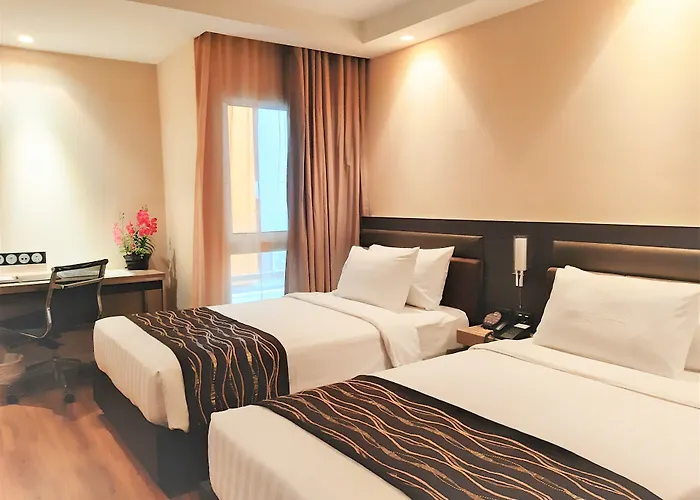 Amora NeoLuxe Suites Hotel