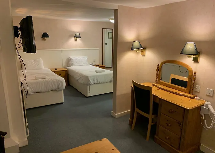 Yelf'S Hotel