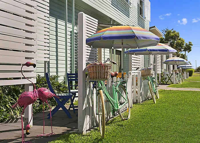 La Costa Beachside Motel