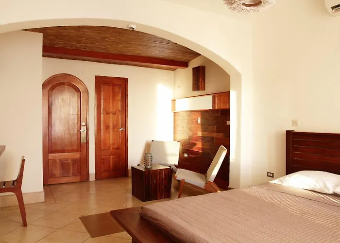 Hotel Alcazar