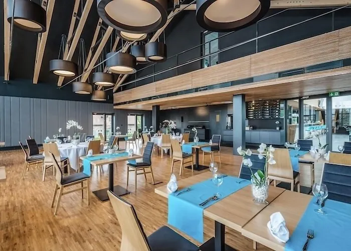 Regatta Hotel Restauracja Spa
