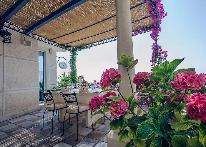 Azimut Hotel
