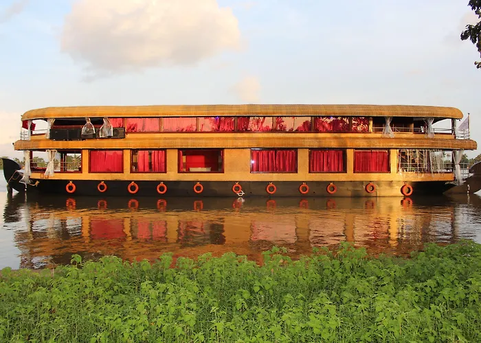 Ramada By Wyndham Alleppey