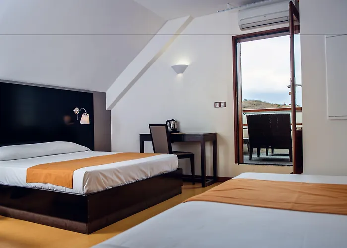 Tama Hotel