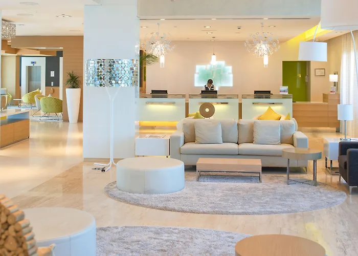 Holiday Inn Muscat Alseeb By Ihg