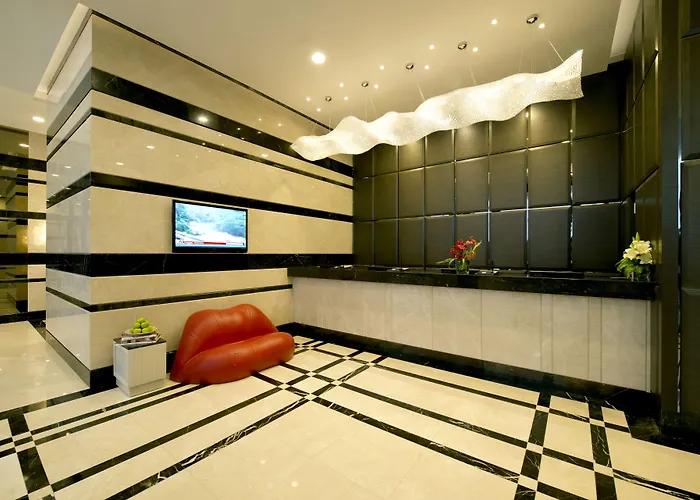 V Hotel Bencoolen