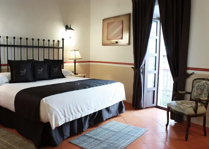 Hotel De La Paz