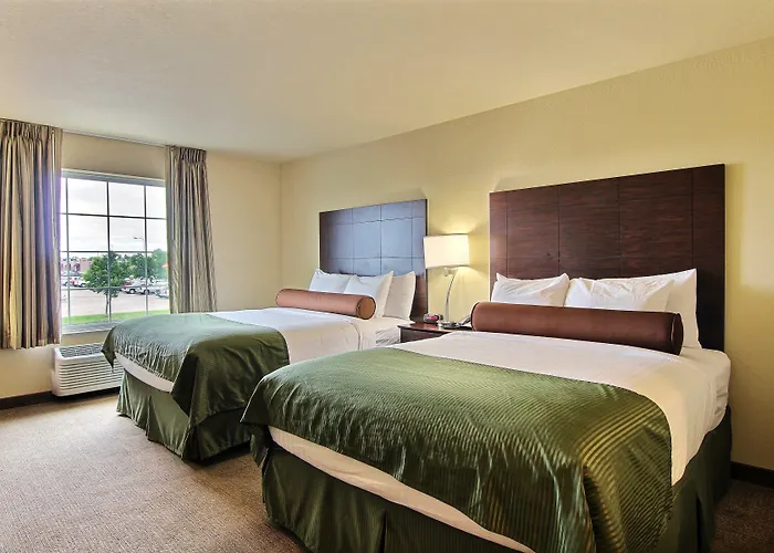 Amerivu Inn And Suites - Crookston
