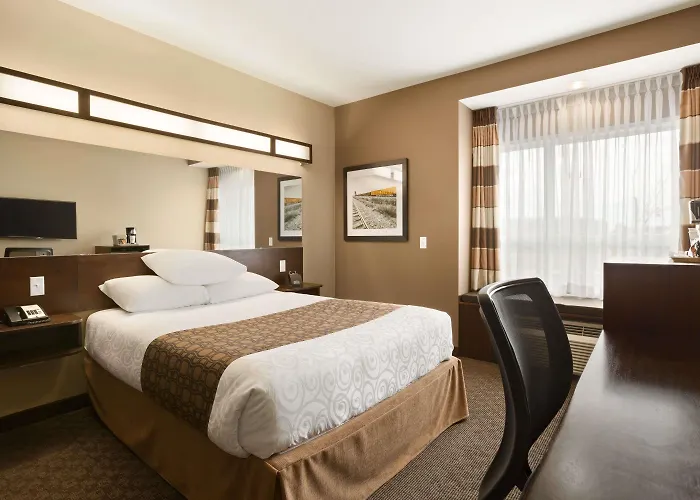 Microtel Inn & Suites By Wyndham Blackfalds