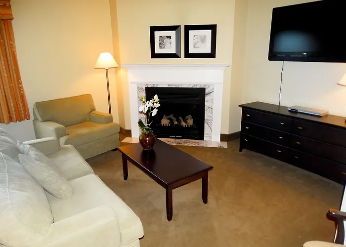 Amsterdam Inn & Suites Sussex