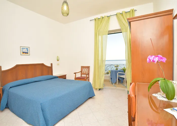 Hotel Maronti