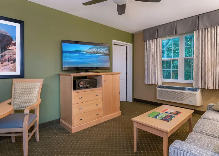 Acadia Inn