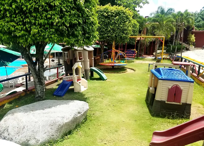 Jarabacoa River Club & Resort