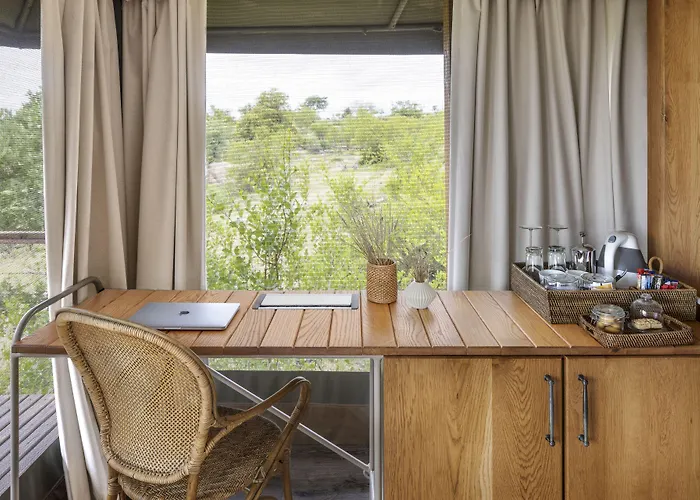 Simbavati Hilltop Lodge